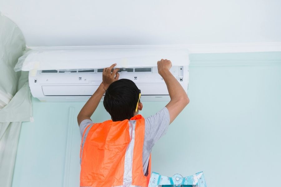Đội ngũ kỹ thuật viên chuyên nghiệp Đội ngũ kỹ thuật viên chuyên nghiệp